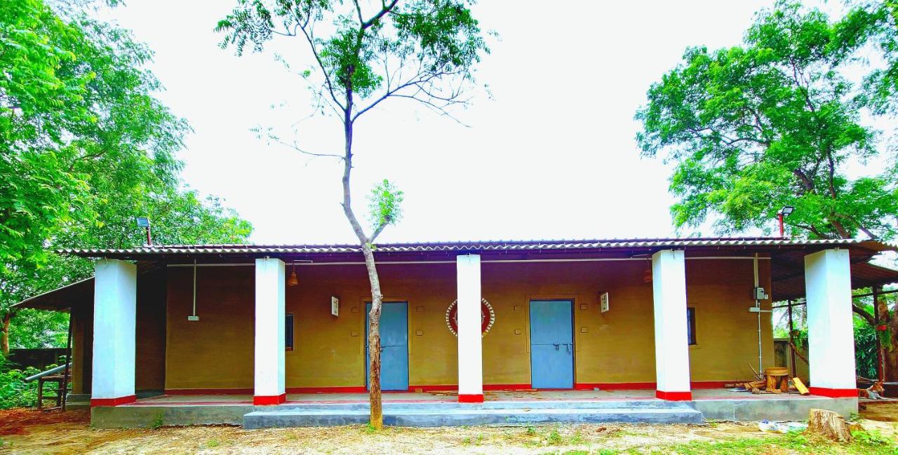 Hotel Abar Aranye Ghatshila Exterior foto